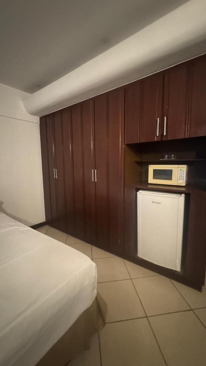 Jk Apart Hotel - Kubitschek Бразилиа Экстерьер фото